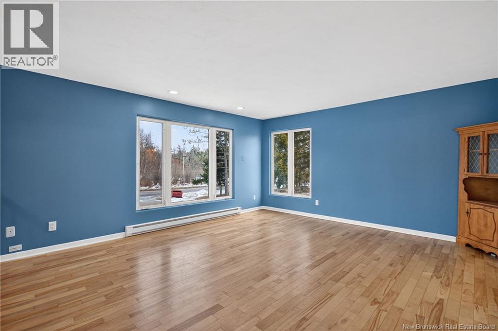 106 PONT ROUGE ROAD - 4