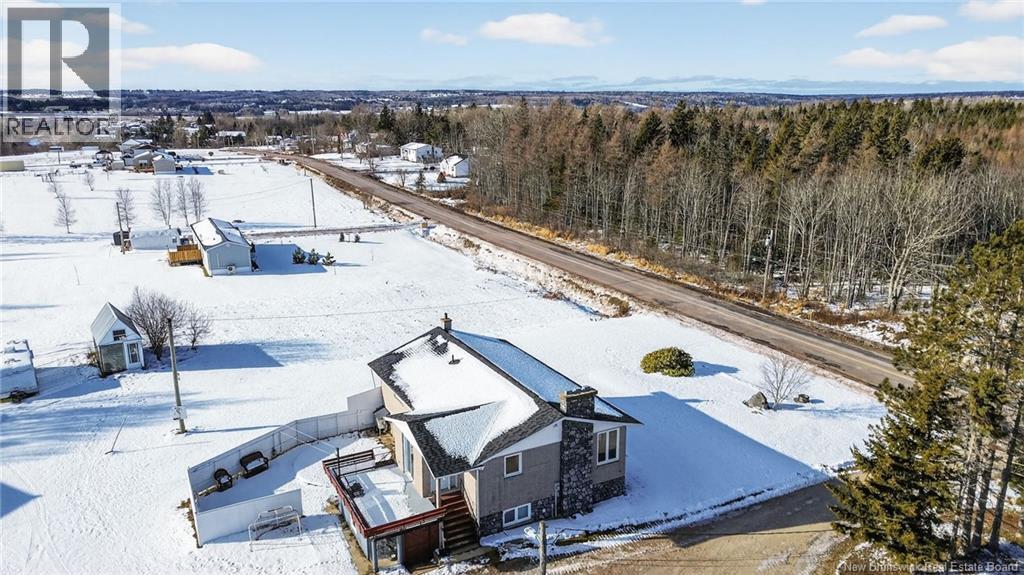 106 PONT ROUGE ROAD - 47