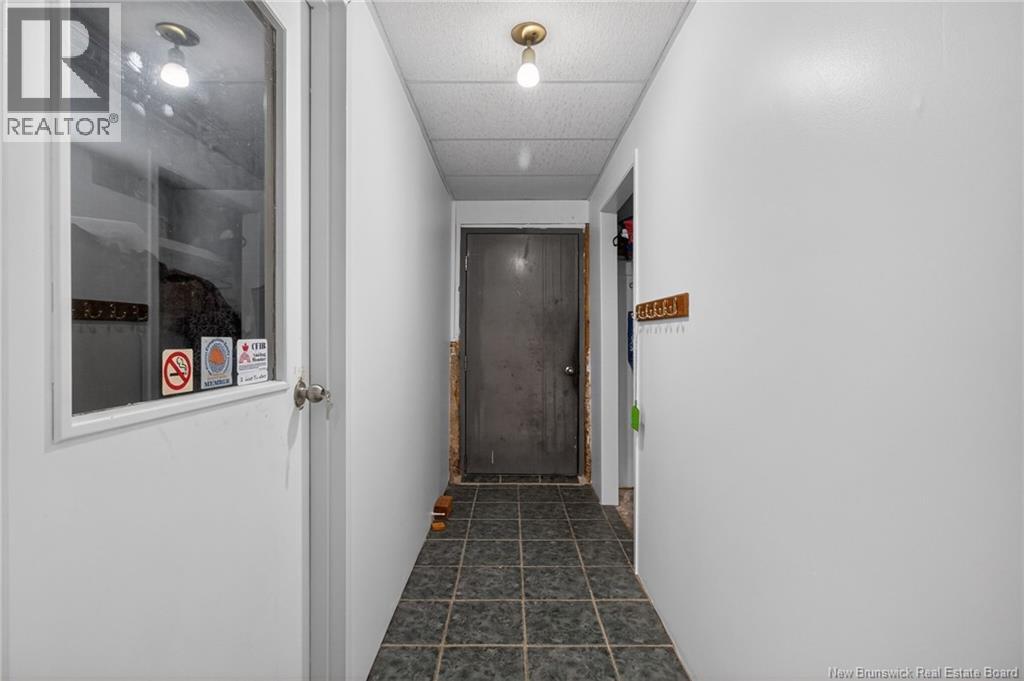 106 PONT ROUGE ROAD - 41