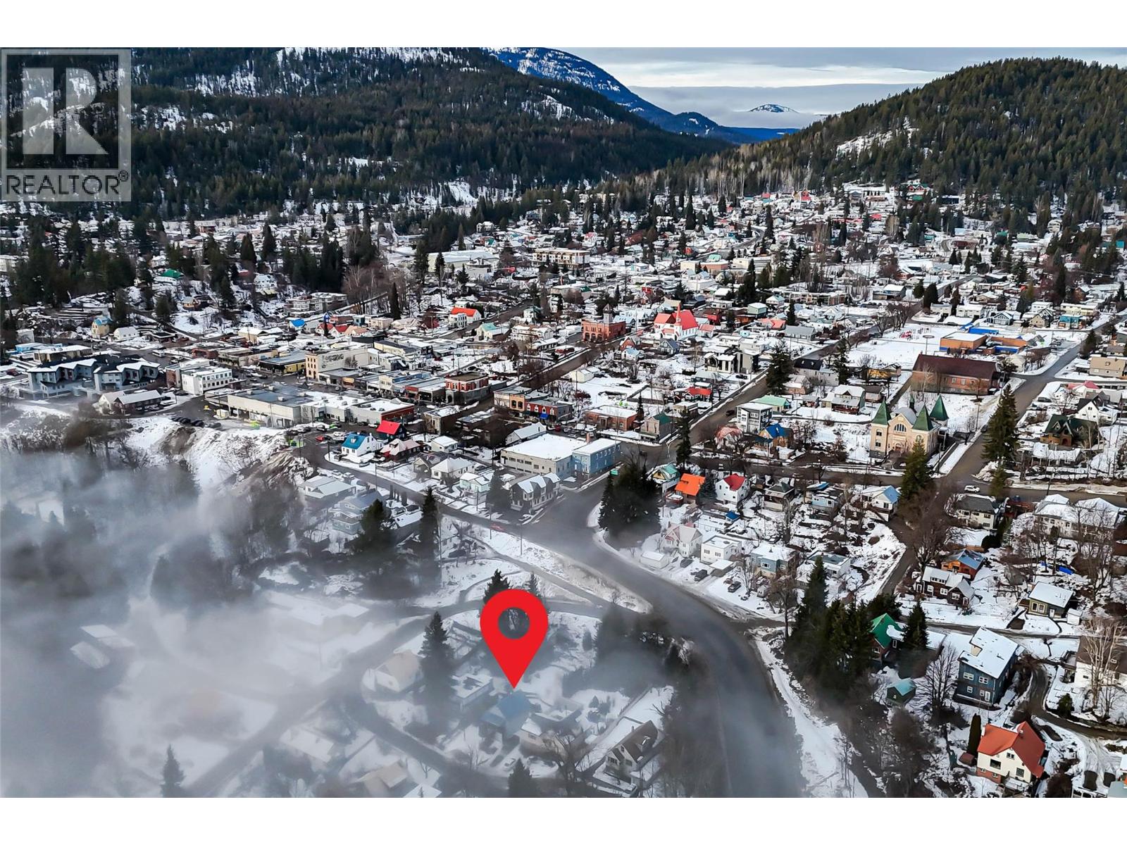 2246 Kootenay Avenue, Rossland