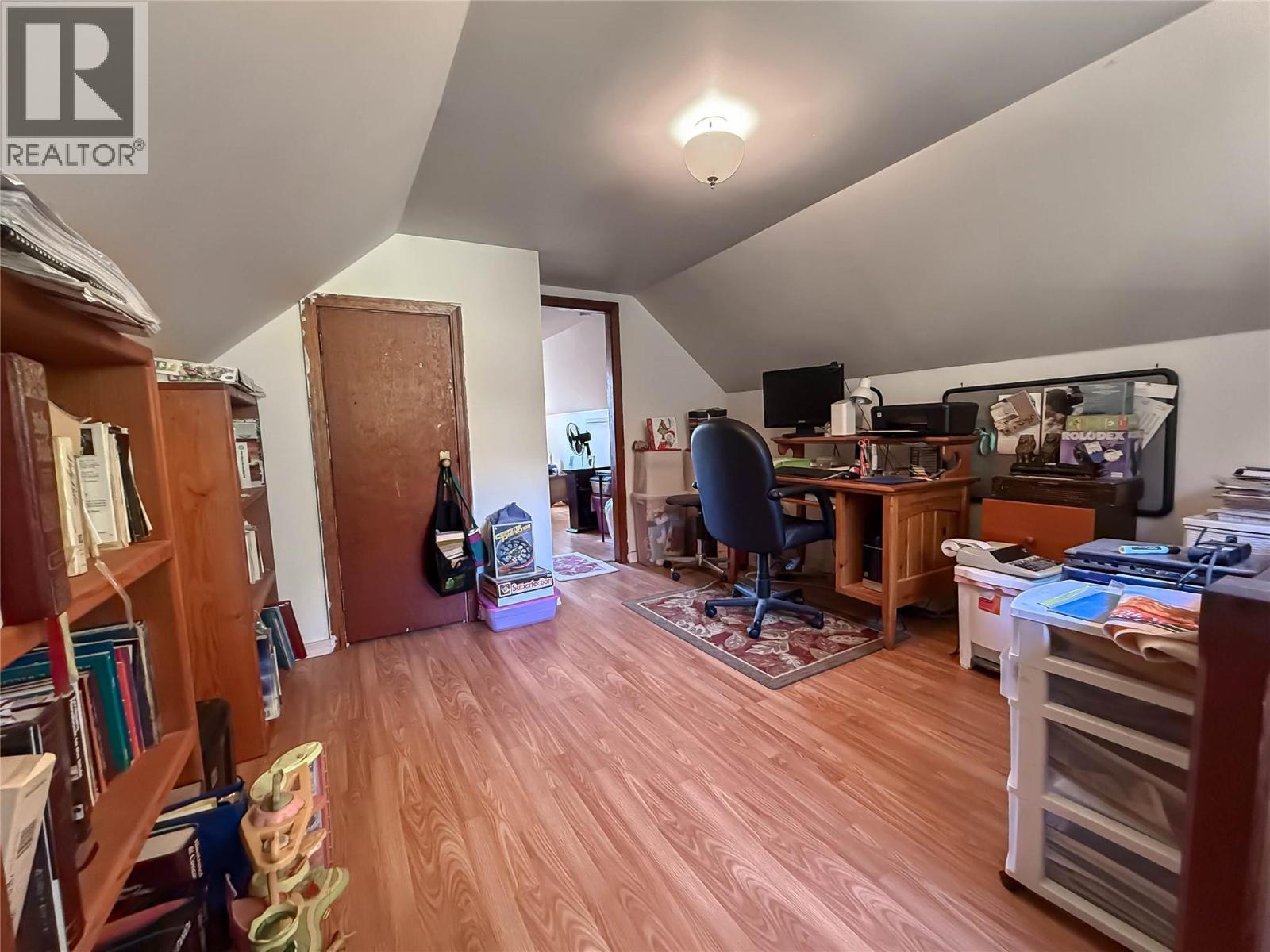 2246 Kootenay Avenue, Rossland