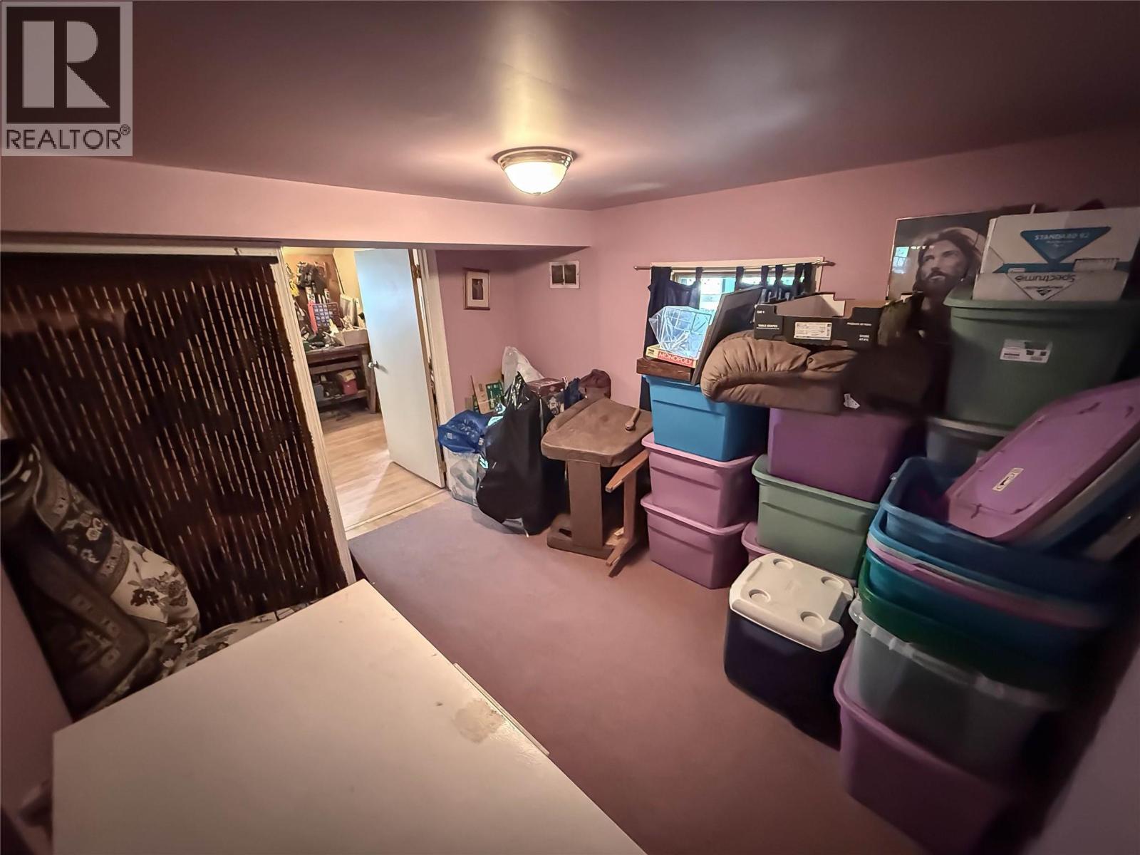 2246 Kootenay Avenue, Rossland