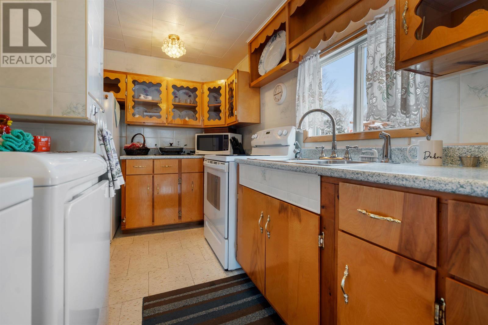 Property 23 of 49 of 417 MacKenzie Road