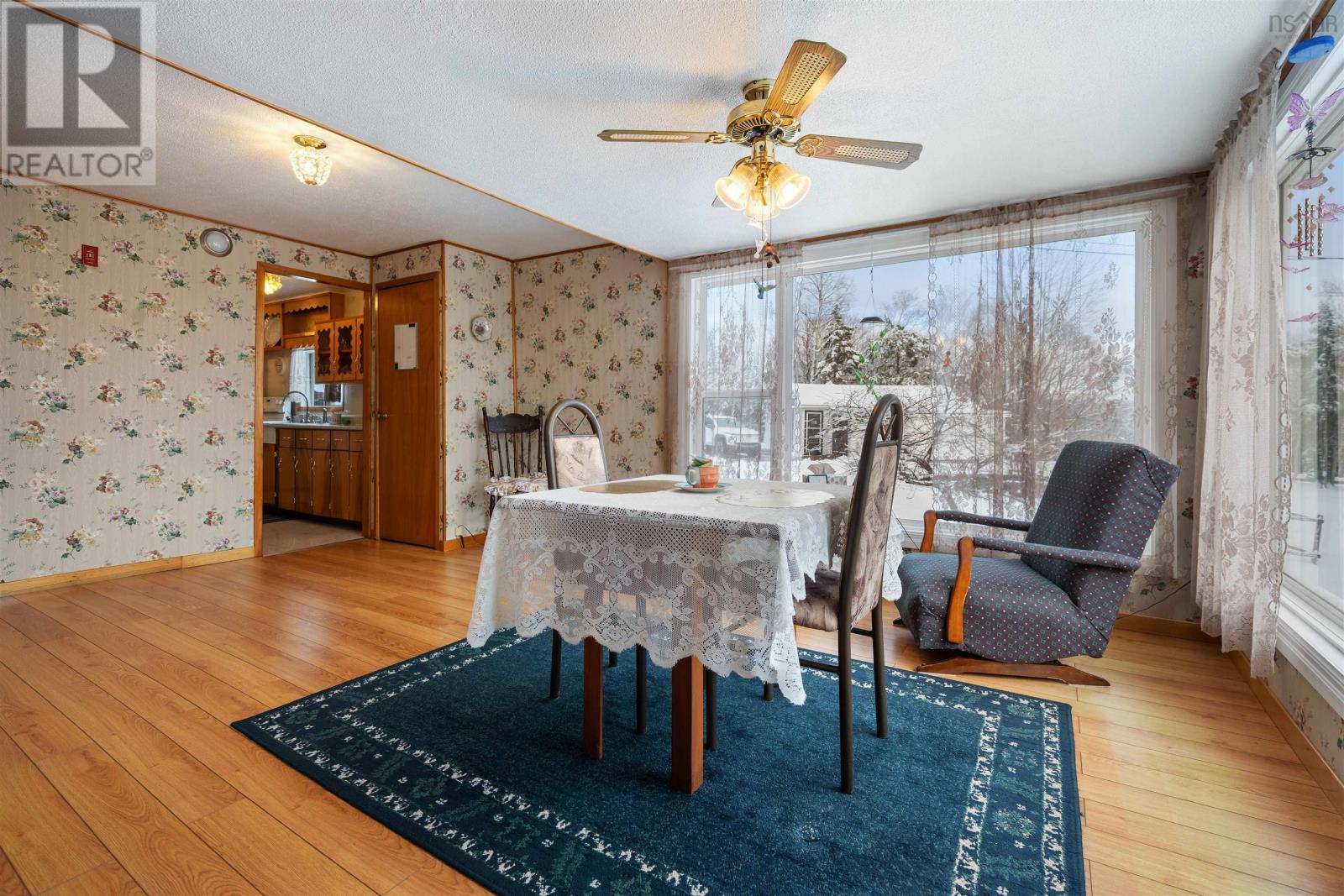 Property 26 of 49 of 417 MacKenzie Road