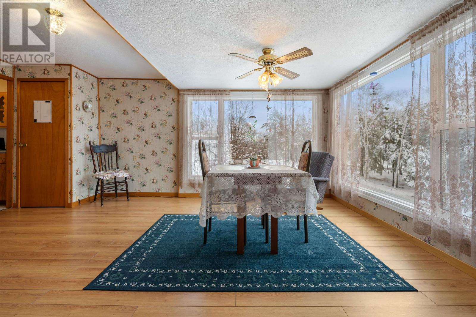 Property 28 of 49 of 417 MacKenzie Road