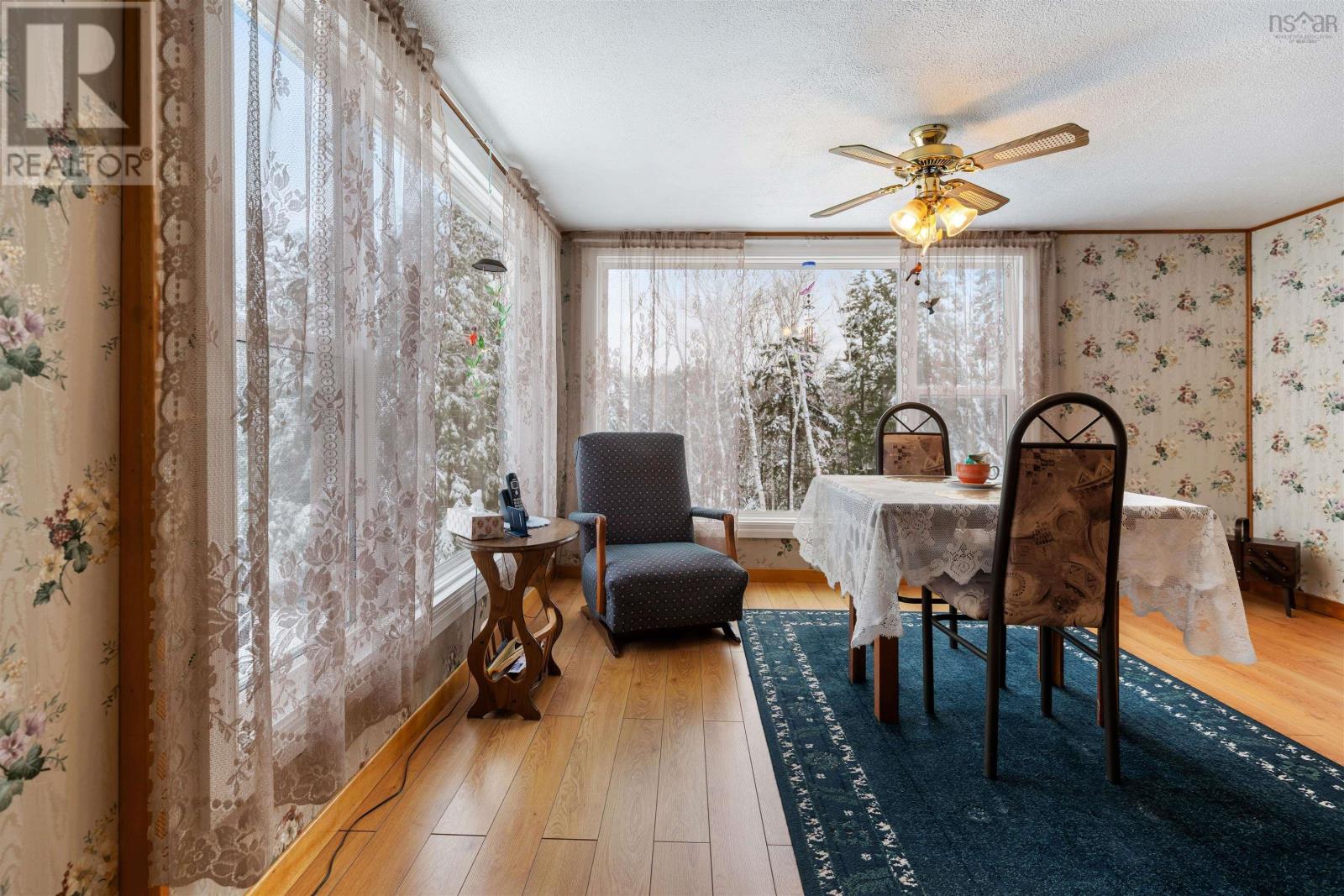 Property 27 of 49 of 417 MacKenzie Road