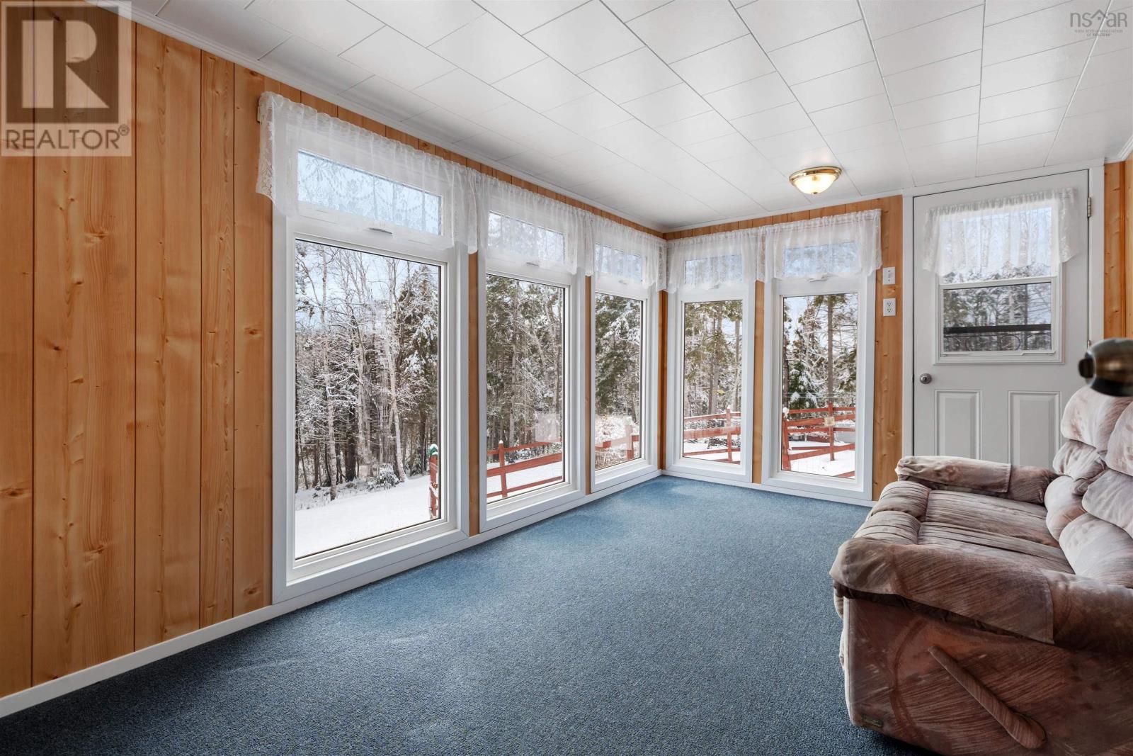 Property 29 of 49 of 417 MacKenzie Road