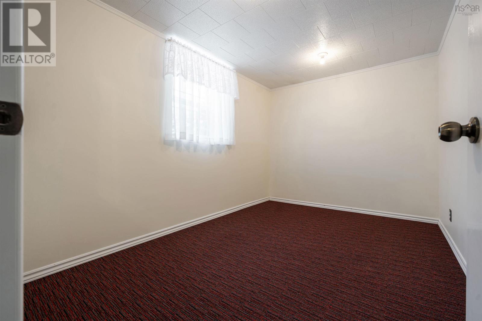 Property 40 of 49 of 417 MacKenzie Road