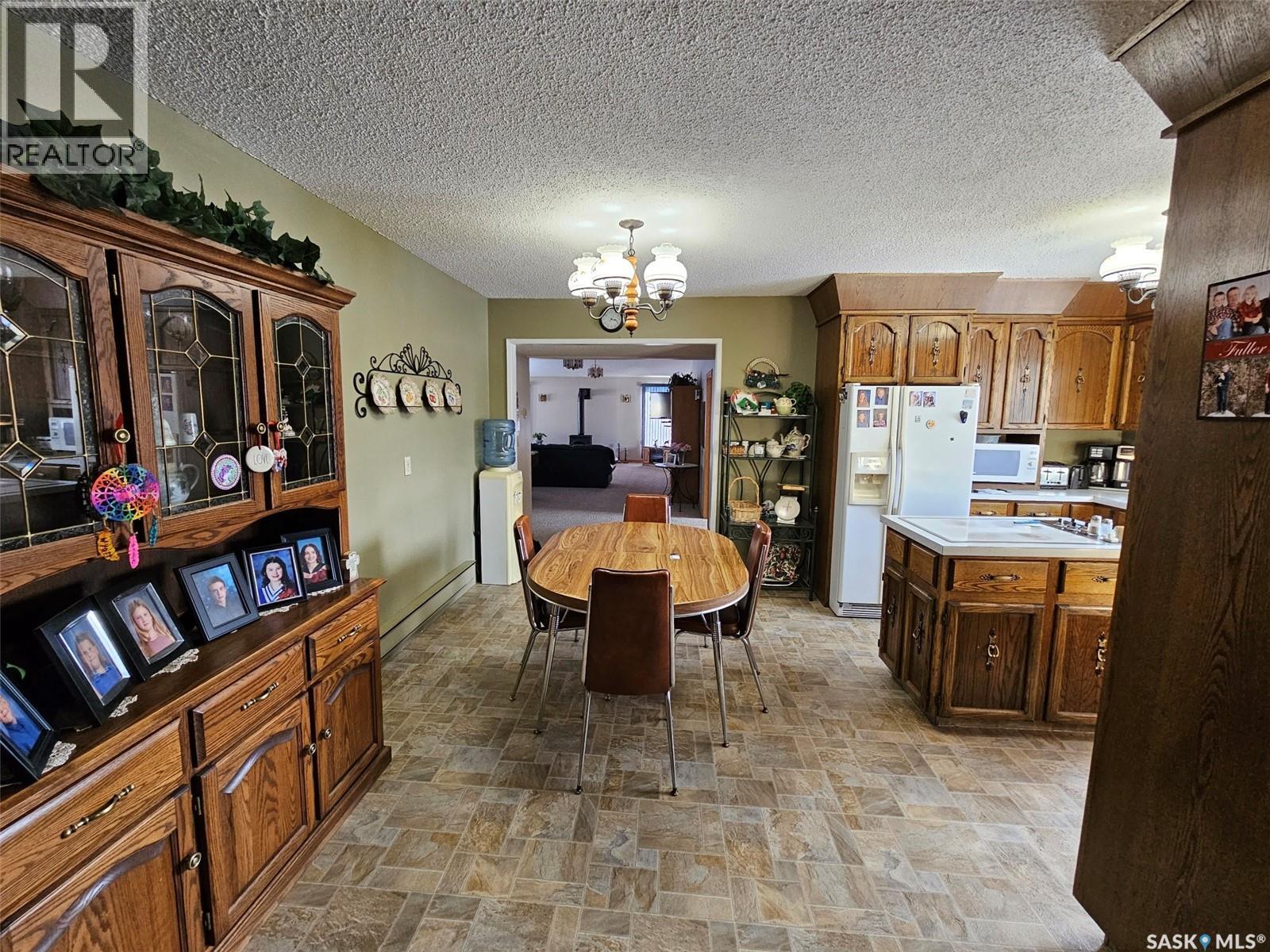 Couture Home Quarter & Acreage — photo 7
