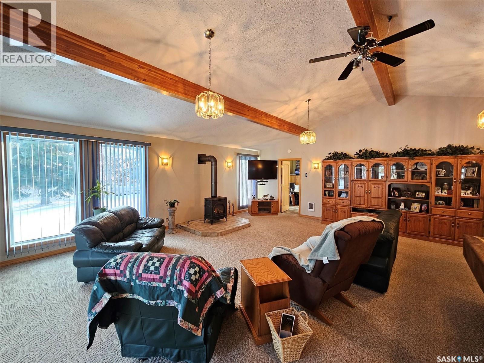 Couture Home Quarter & Acreage — photo 13