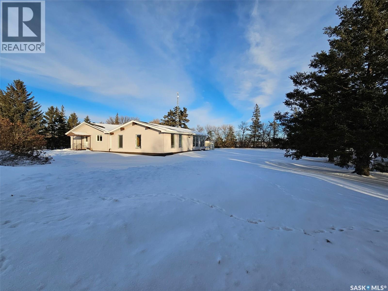 Couture Home Quarter & Acreage — photo 31