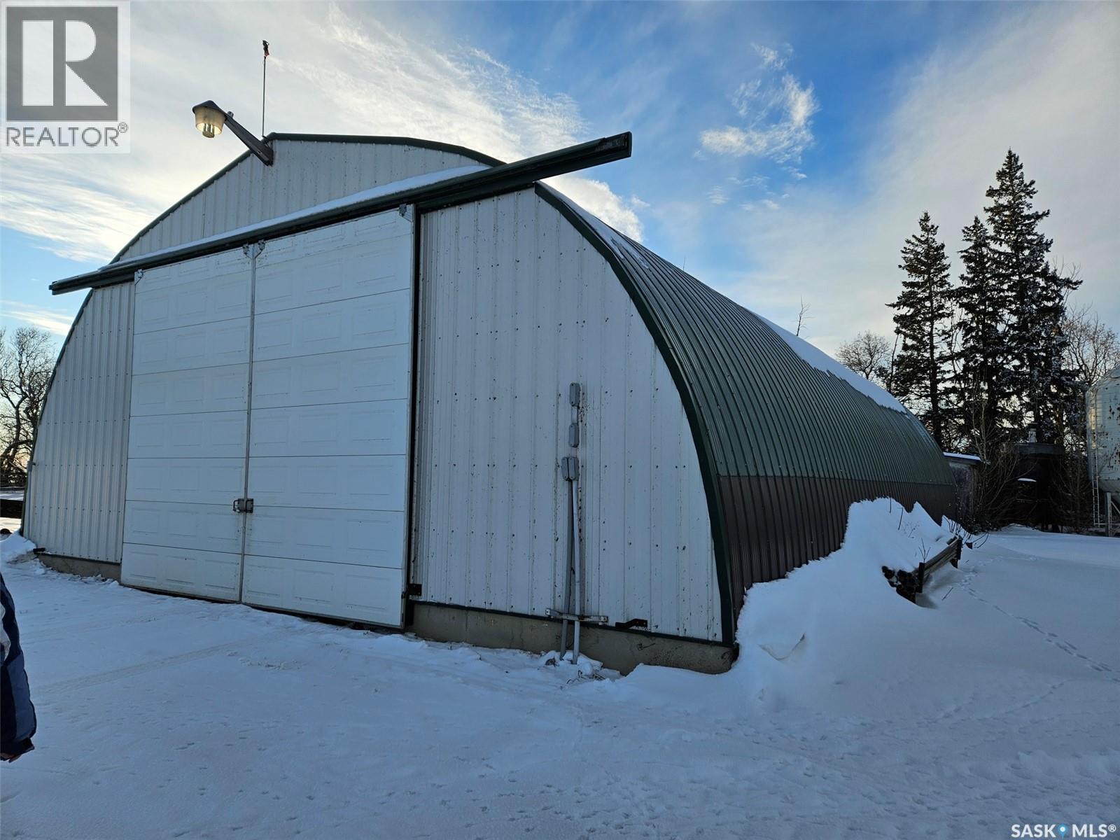 Couture Home Quarter & Acreage — photo 40