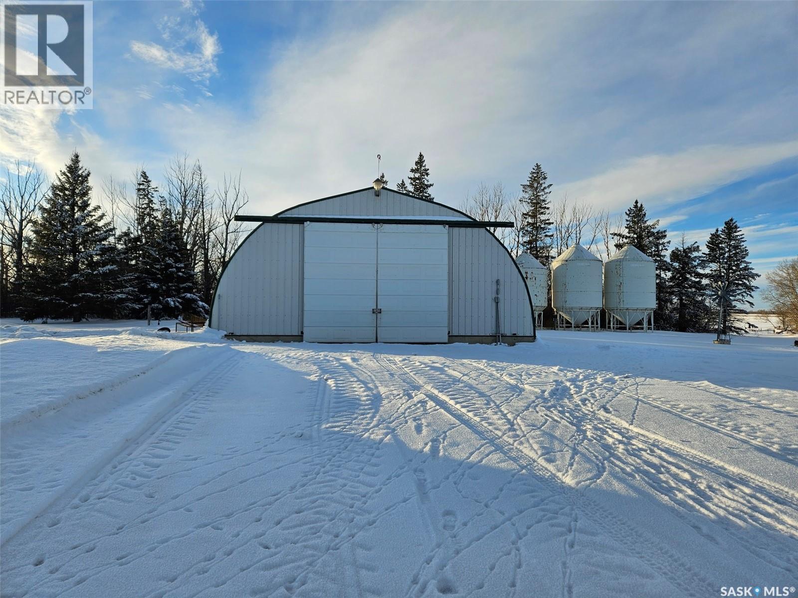 Couture Home Quarter & Acreage — photo 38