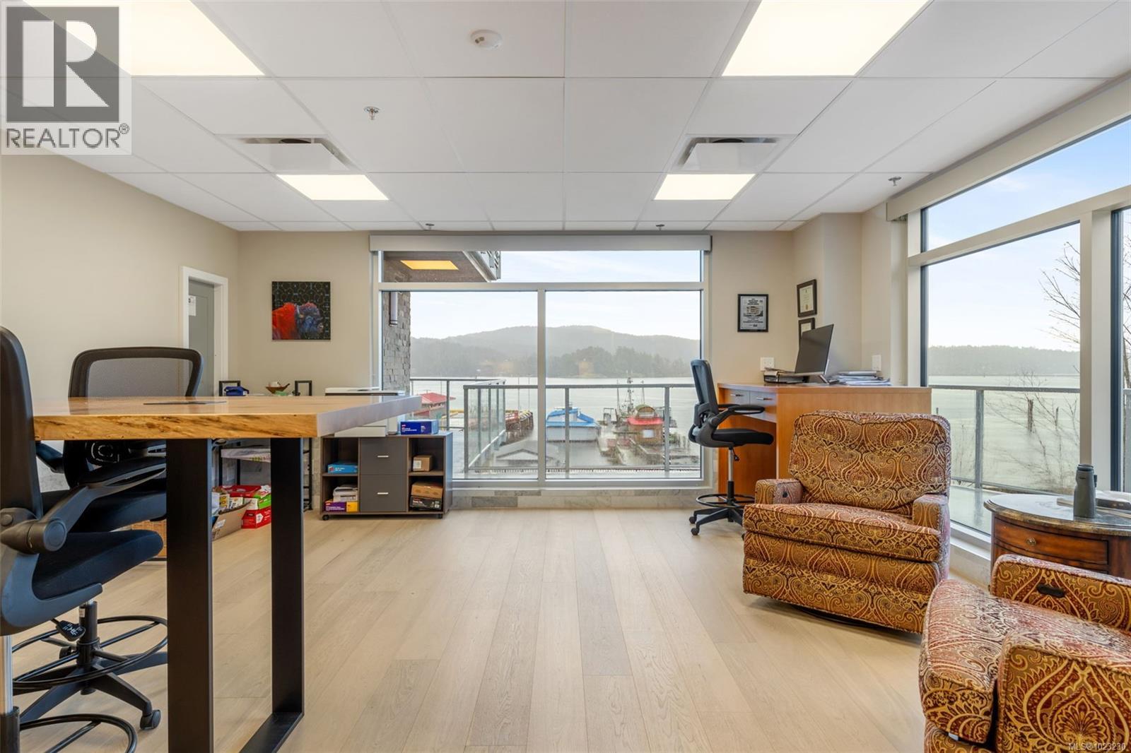 101 1820 Maple Avenue South, Sooke