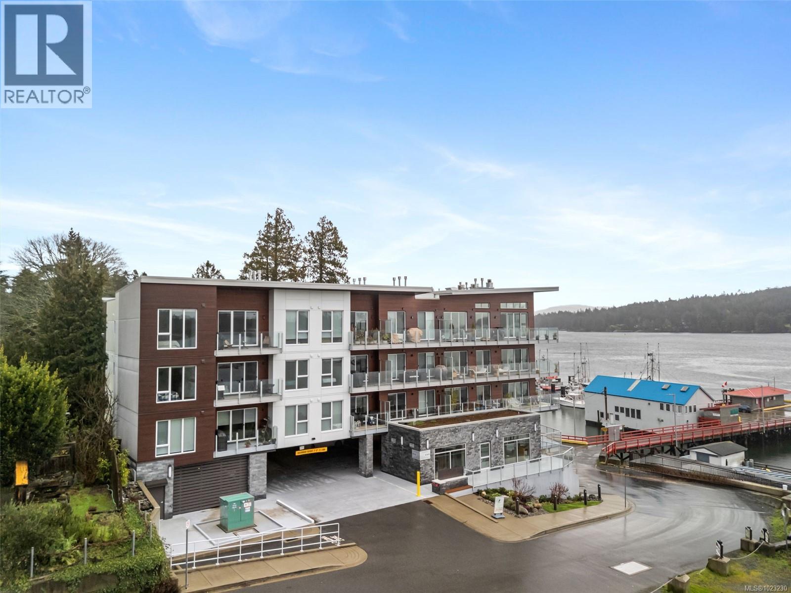 101 1820 Maple Avenue South, Sooke