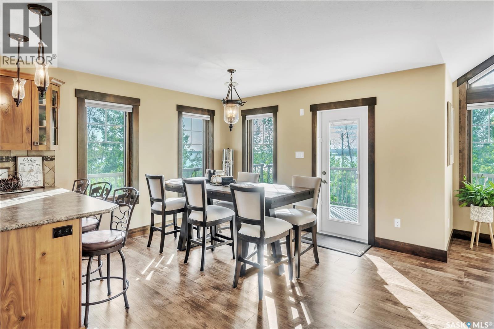 609 Cedar CLOSE — photo 11