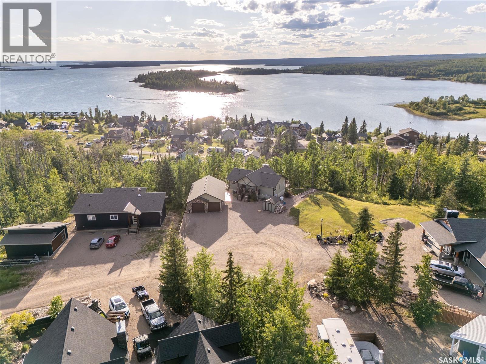 609 Cedar CLOSE - Photo 4 of 50, Beaver River Rm No. 622, Saskatchewan