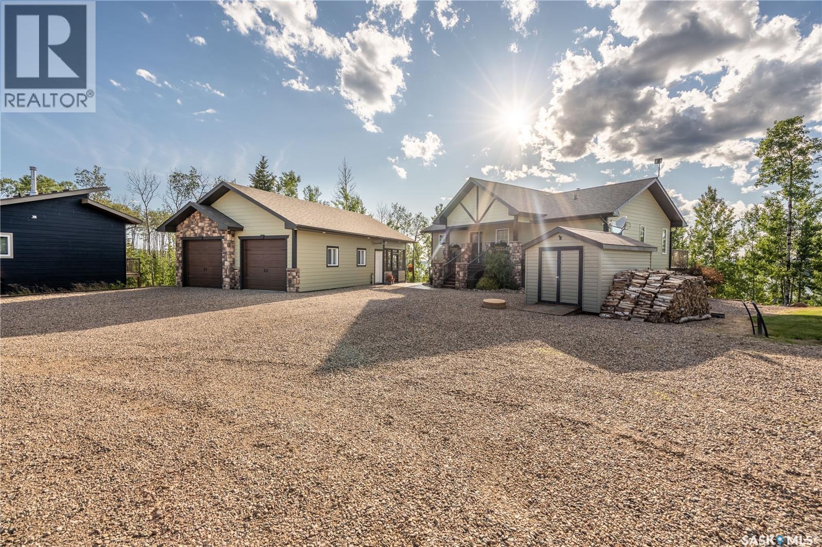 609 Cedar CLOSE — photo 44