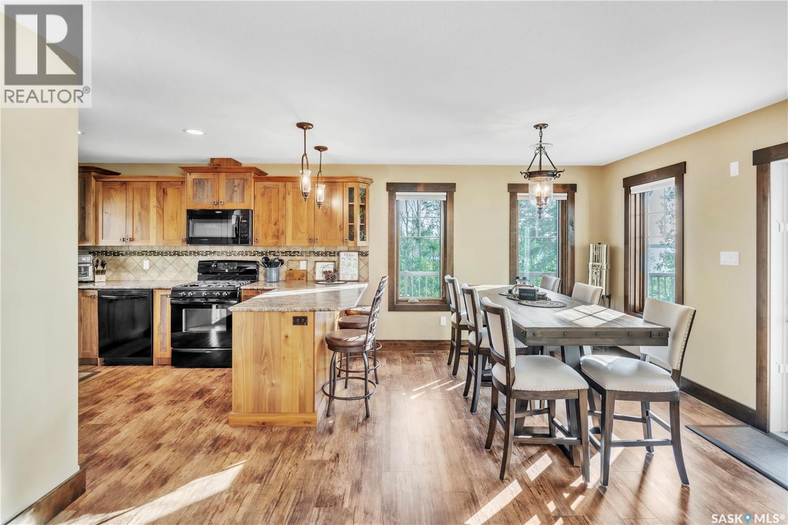 609 Cedar CLOSE — photo 8