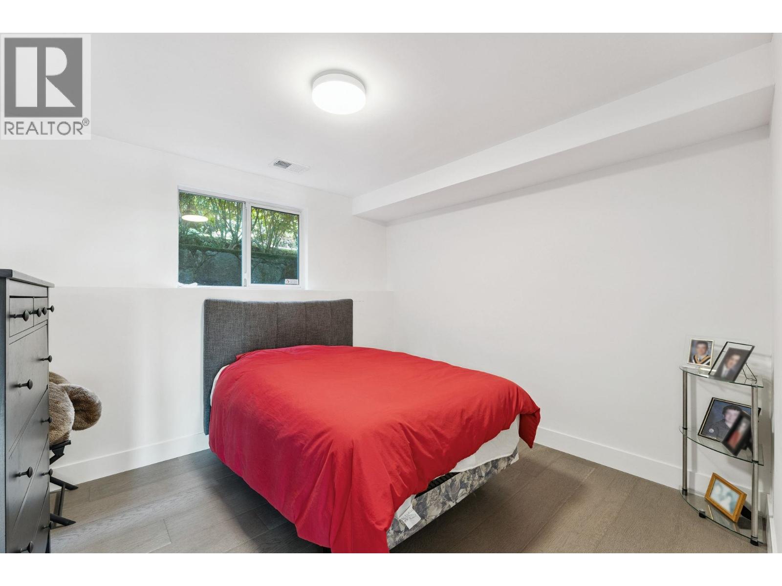 1725 ROSEBERY AVENUE, West Vancouver