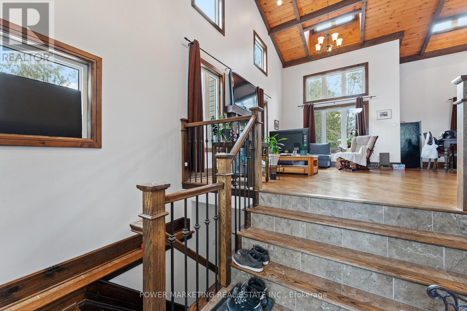 6030 BANK STREET - 4