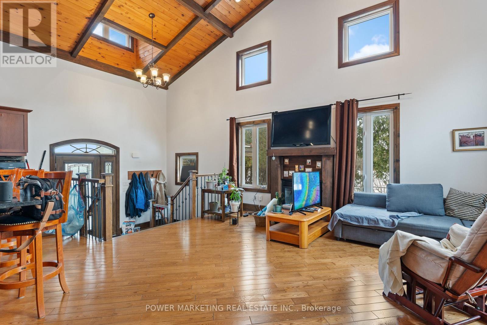 6030 BANK STREET - 8