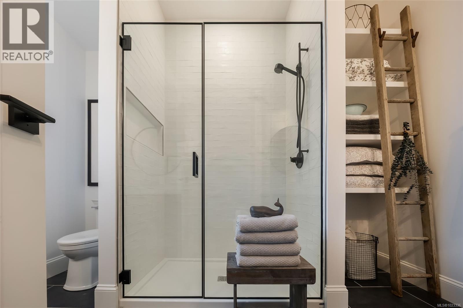 754 Nelson Rd, Campbell River