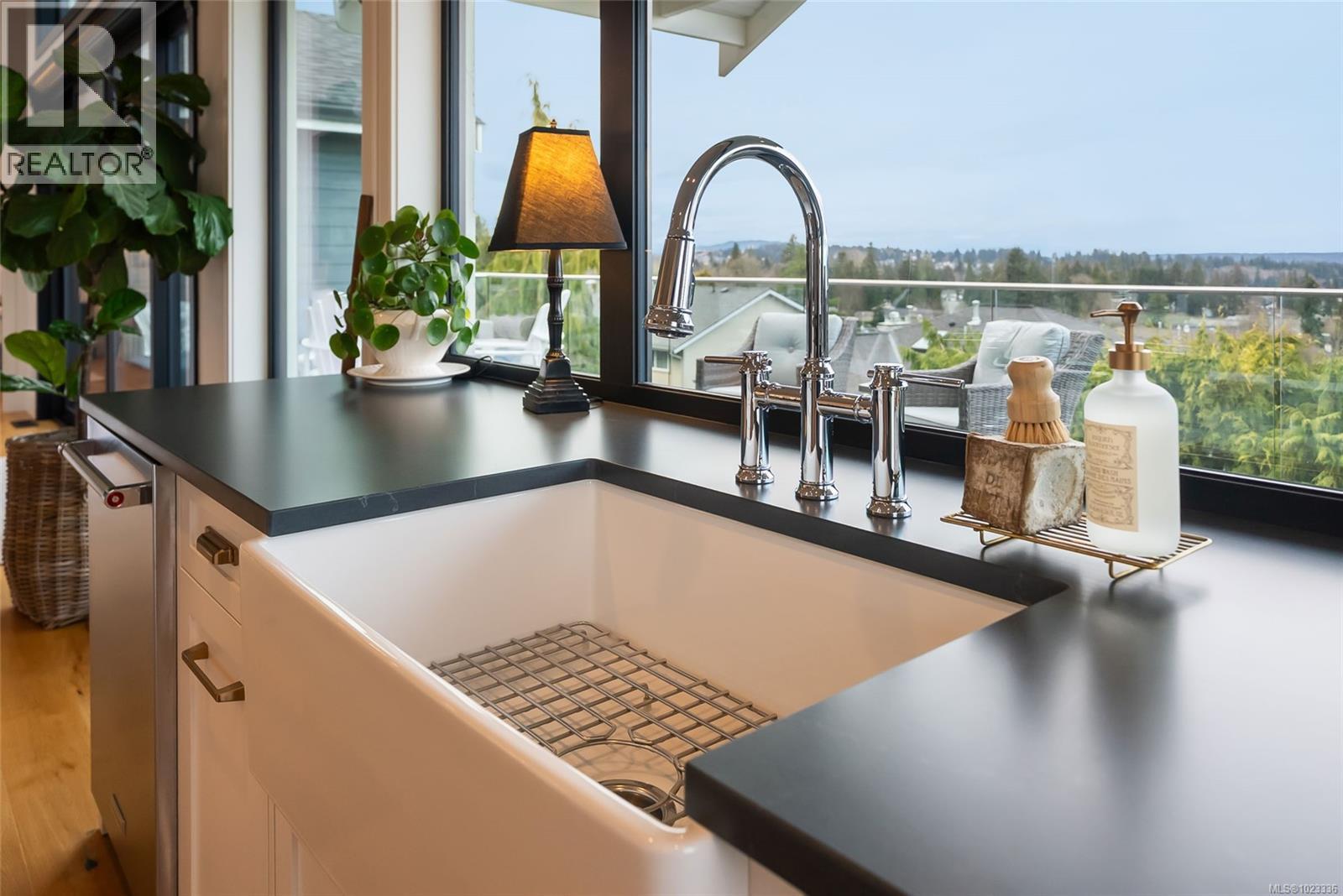 754 Nelson Rd, Campbell River