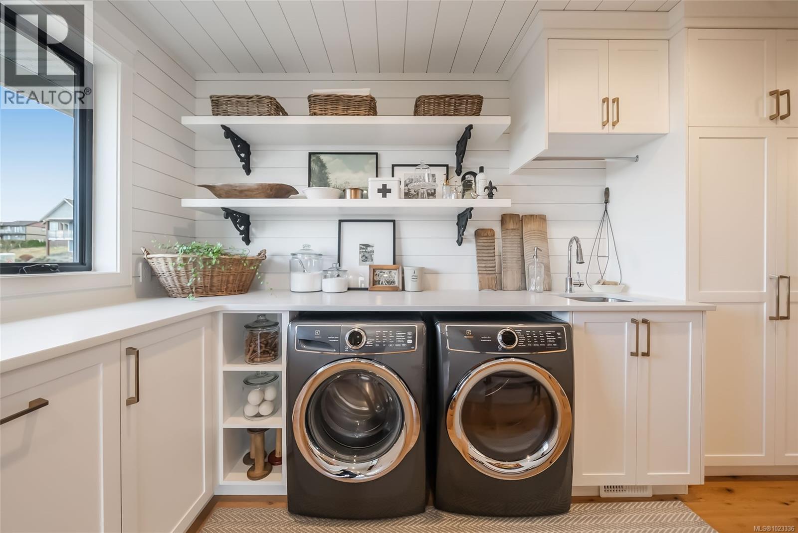 754 Nelson Rd, Campbell River