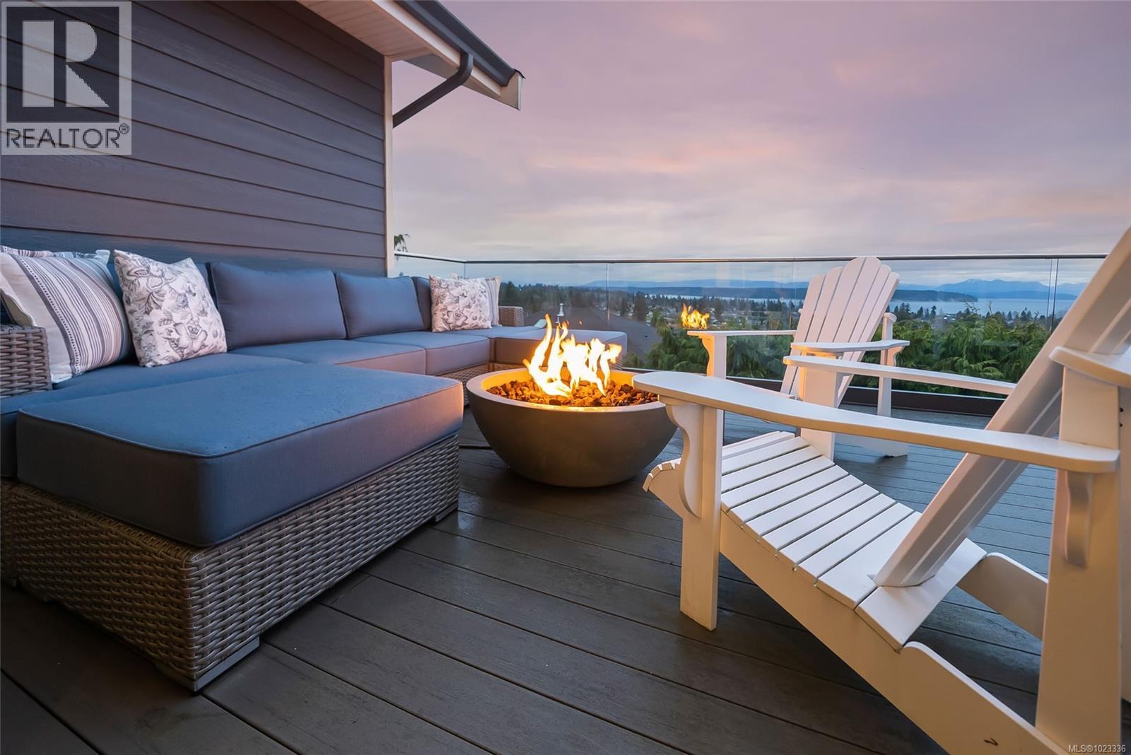 754 Nelson Rd, Campbell River