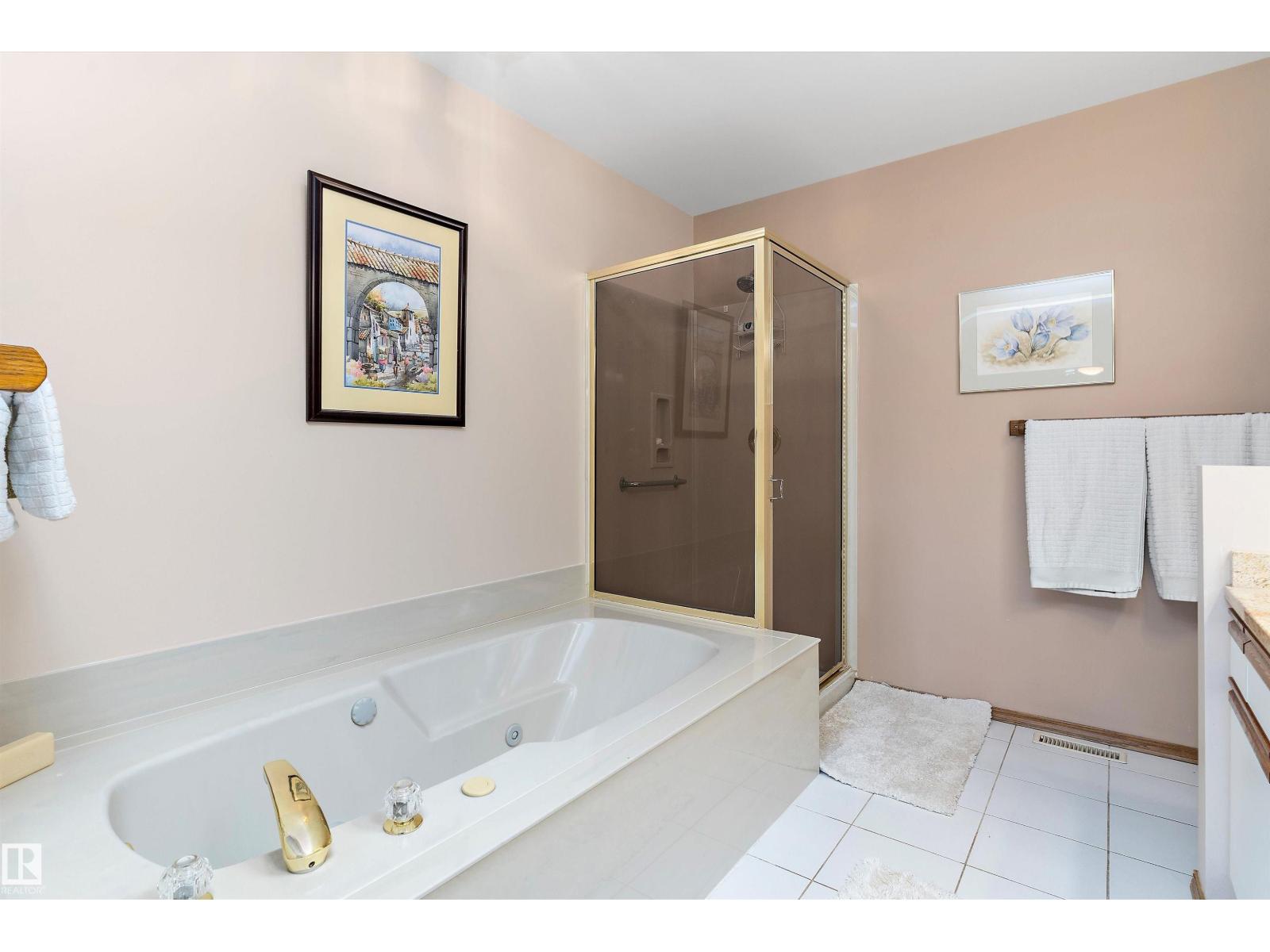 108 Ironwood PL NW, Edmonton