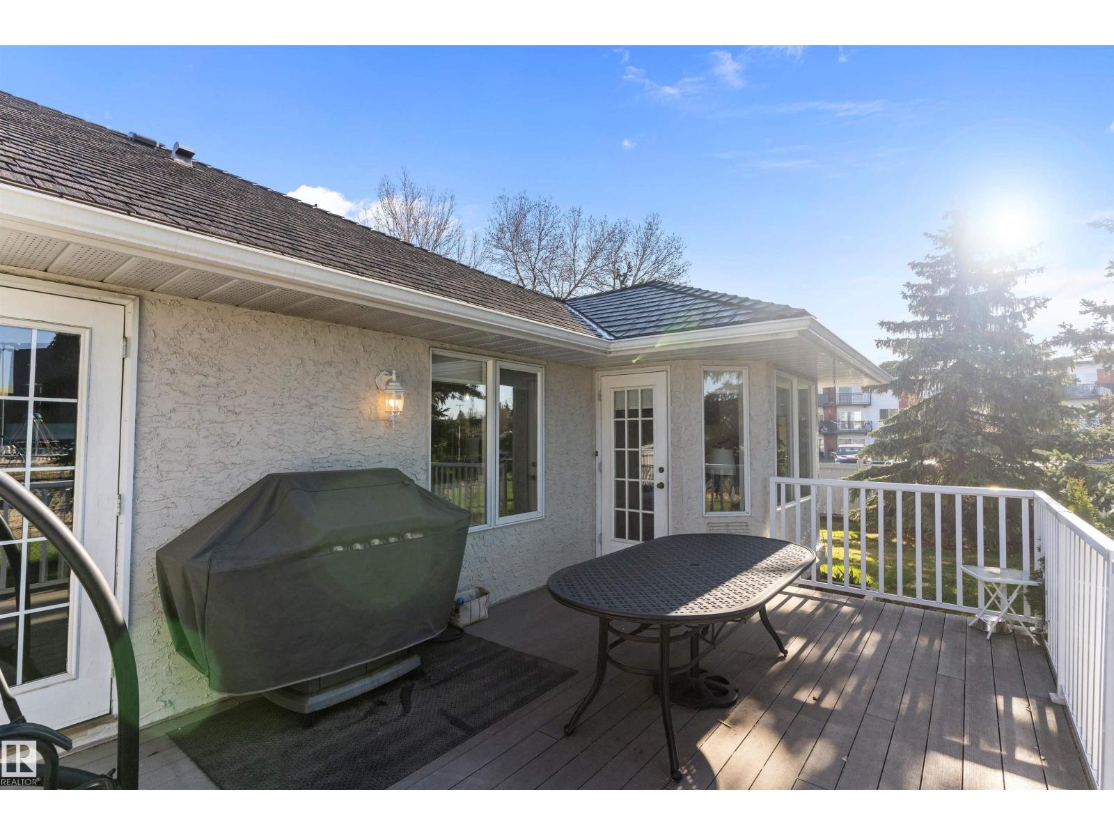 108 Ironwood PL NW, Edmonton