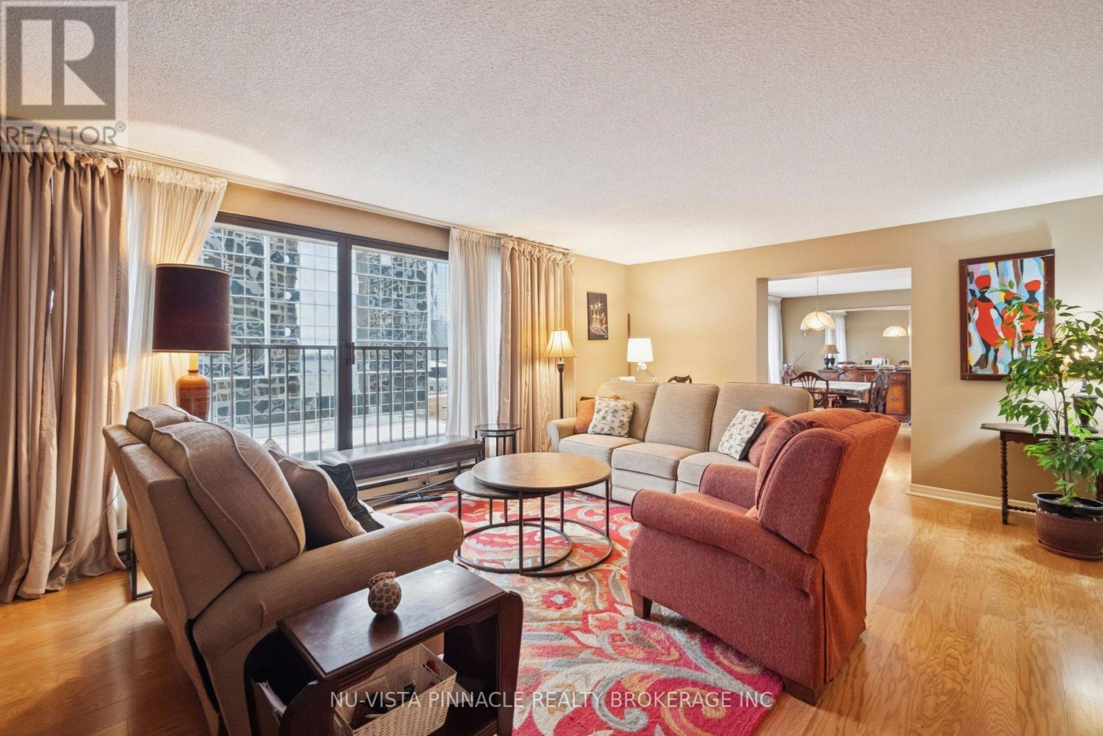 #1418 55 HARBOUR SQUARE - 14