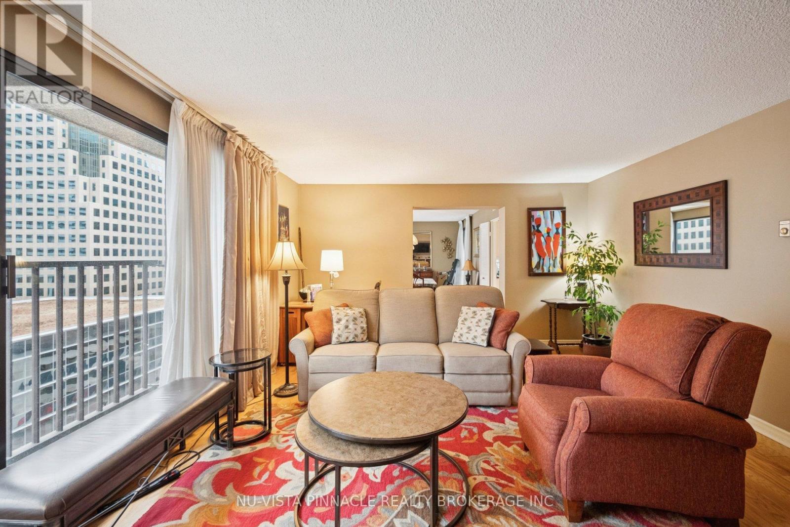 #1418 55 HARBOUR SQUARE - 15