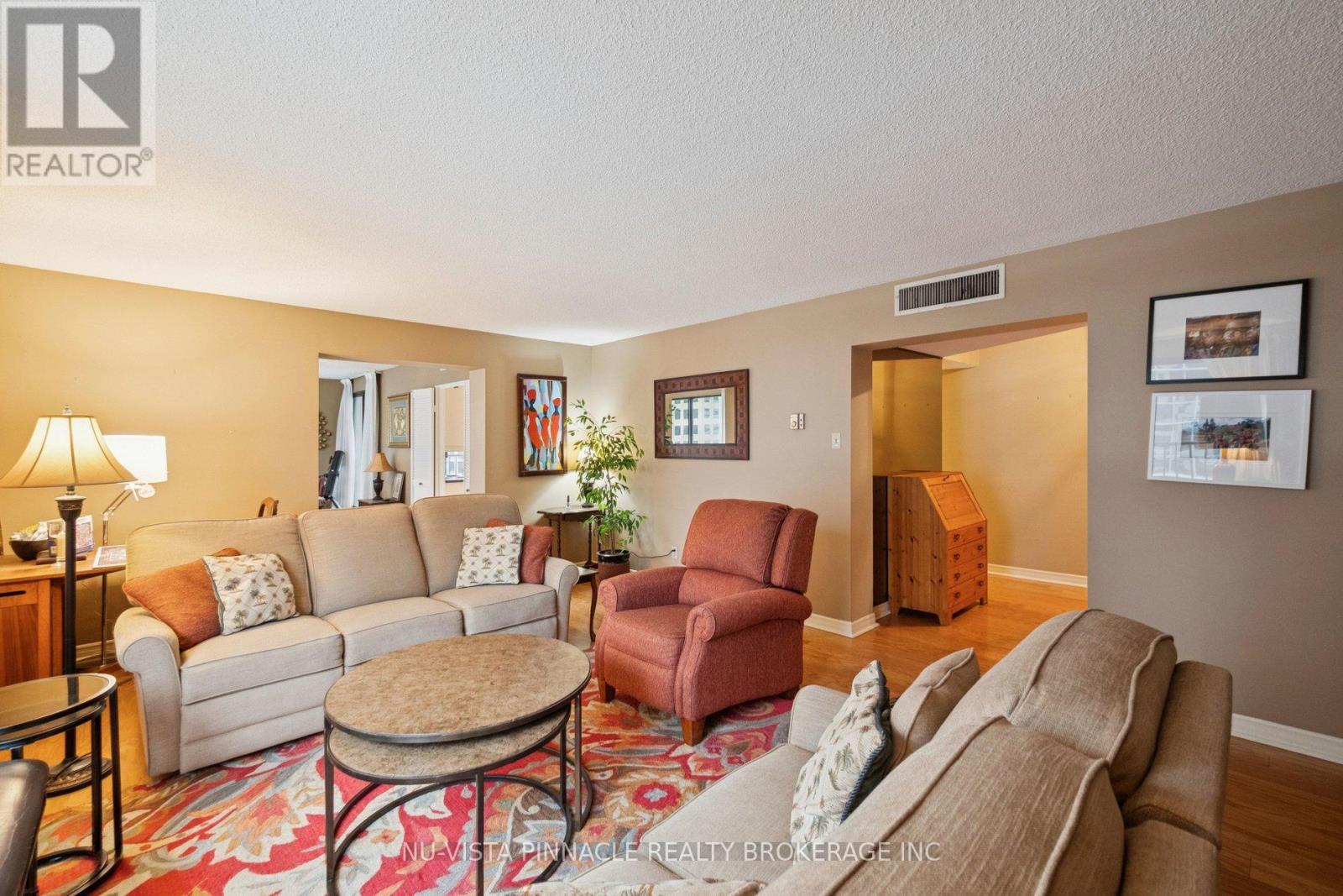 #1418 55 HARBOUR SQUARE - 16