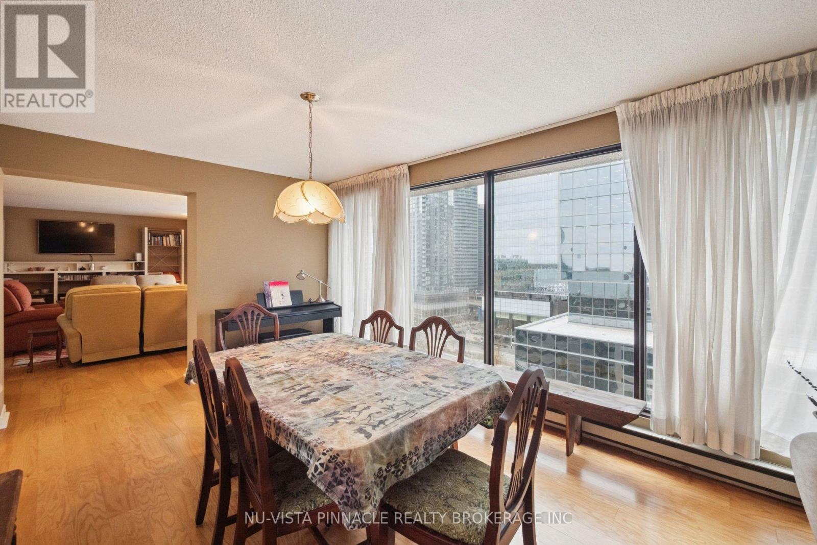 #1418 55 HARBOUR SQUARE - 19