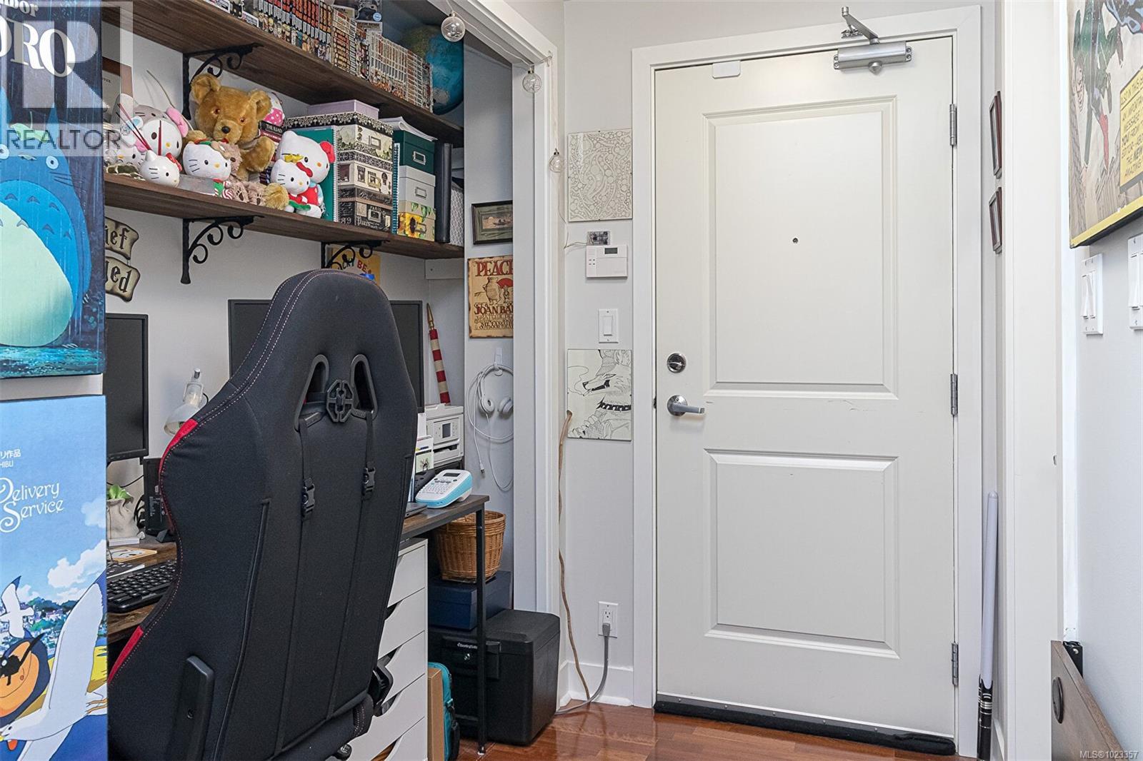 210/212 1395 Bear Mountain Parkway, Langford