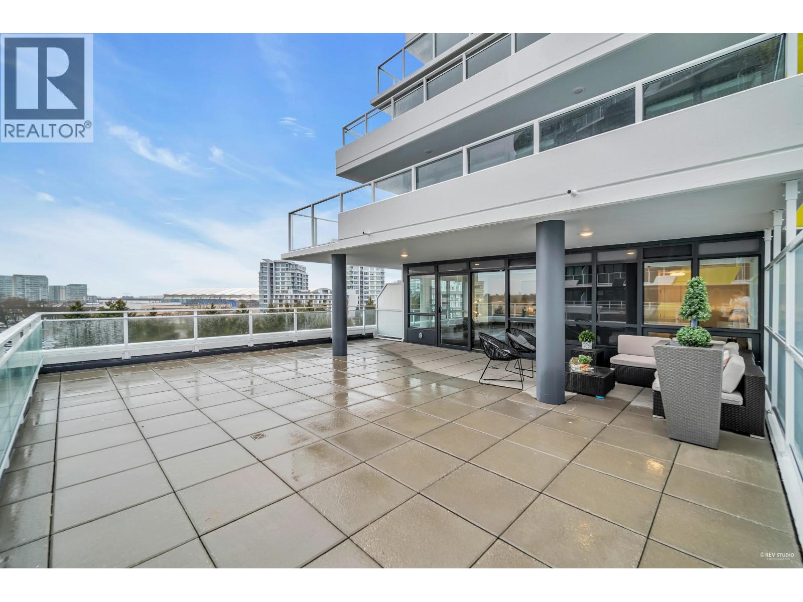 703 5766 GILBERT Road - photo 2