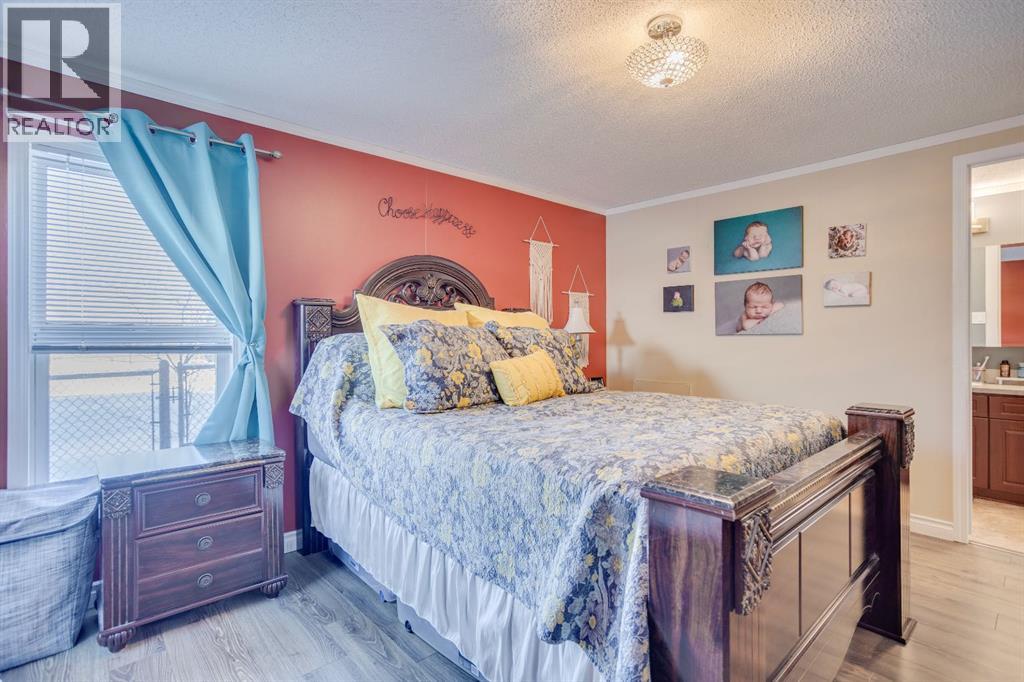 157 Elm Street, Fort McMurray