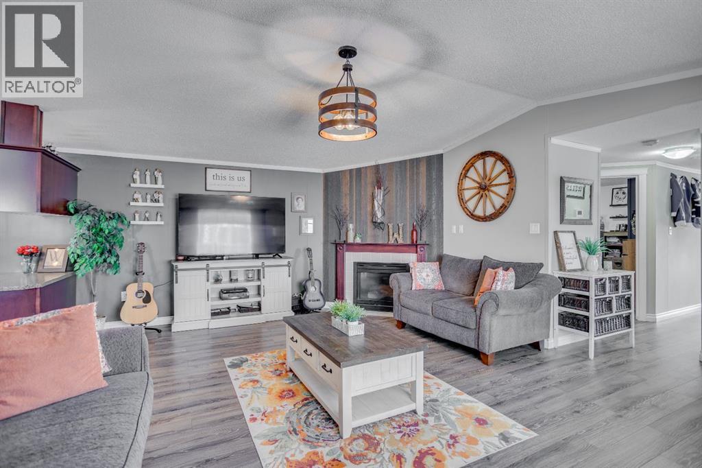 157 Elm Street, Fort McMurray