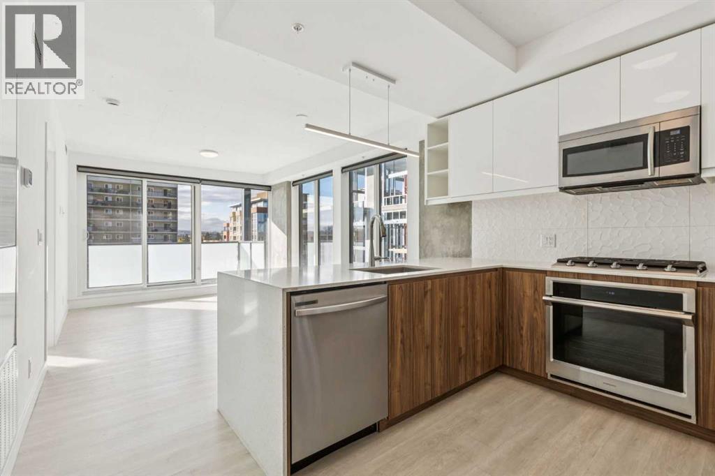 Single Family House for Sale in   A Street NW Sunnyside Calgary 