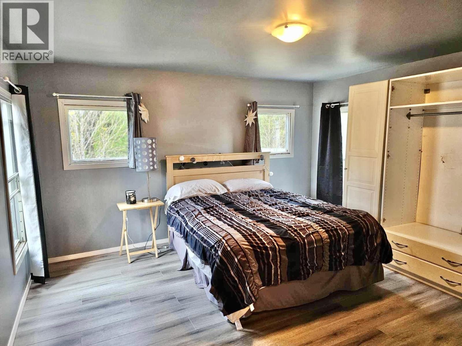 1089 14TH AVENUE, Valemount