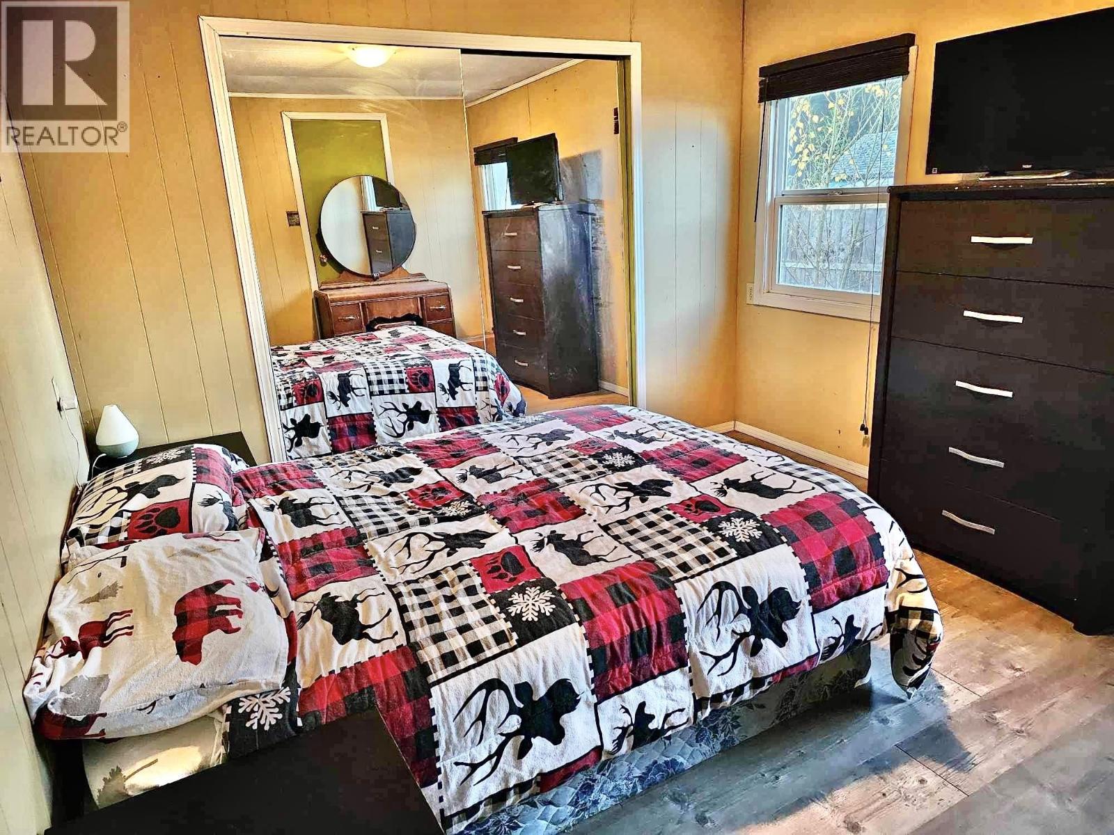 1089 14TH AVENUE, Valemount