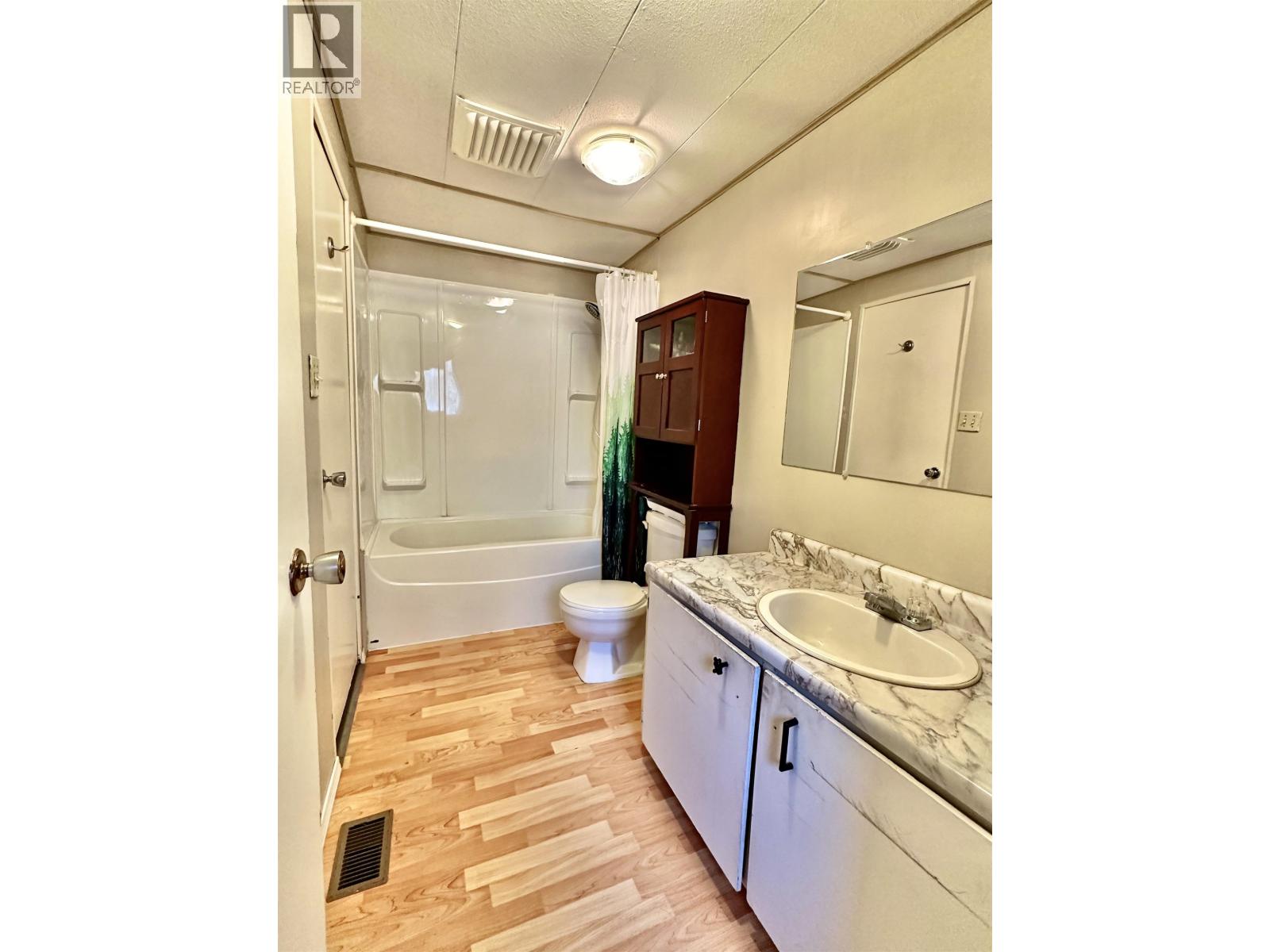 1089 14TH AVENUE, Valemount