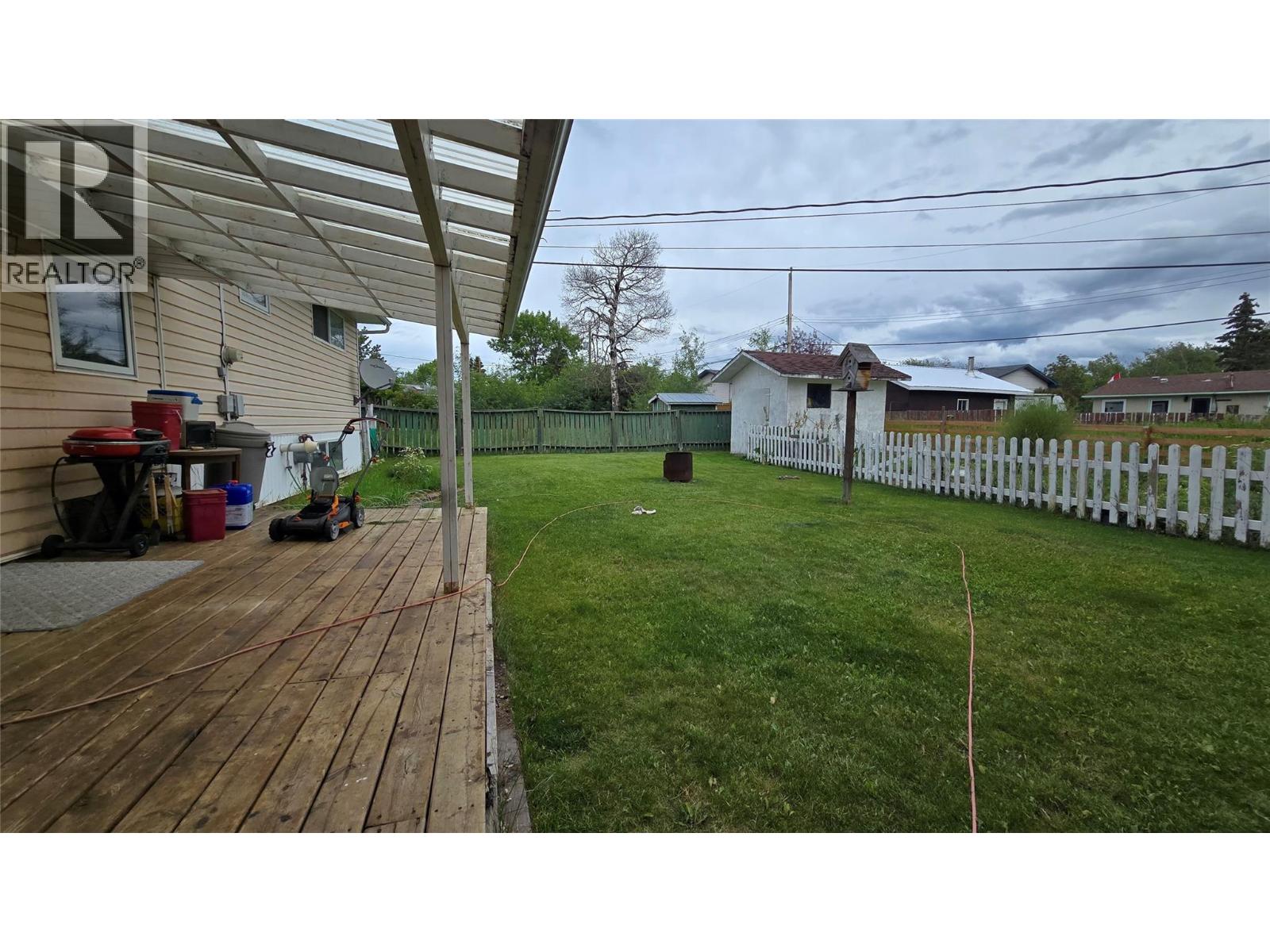 9016 Lyman Drive, Dawson Creek