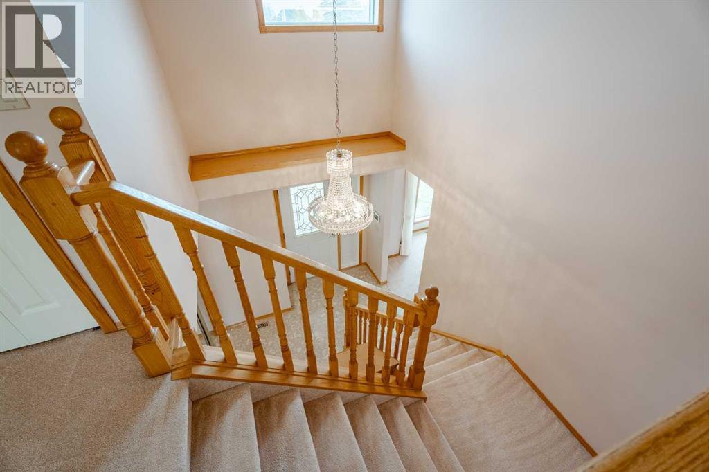 301 Riverview Green, Cochrane