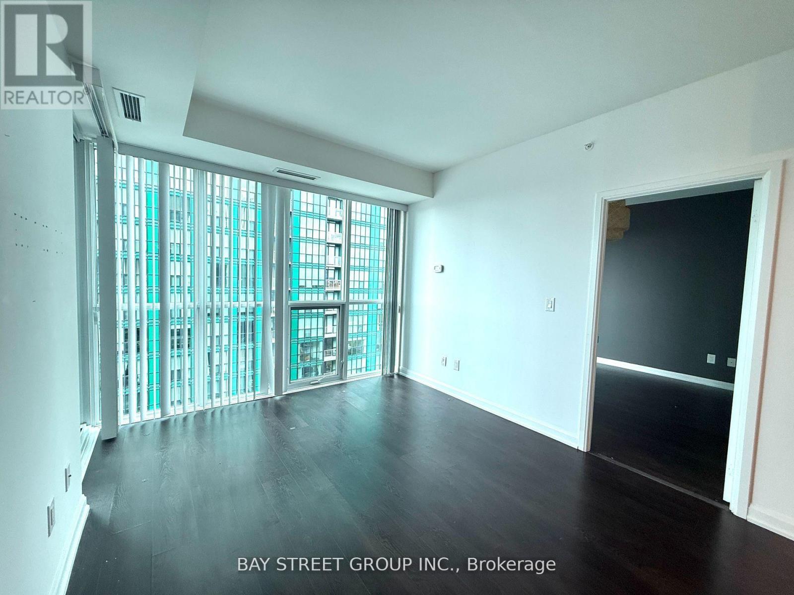 3209 - 11 BOGERT AVENUE - Photo 3 of 13, Toronto (Lansing-Westgate), Ontario