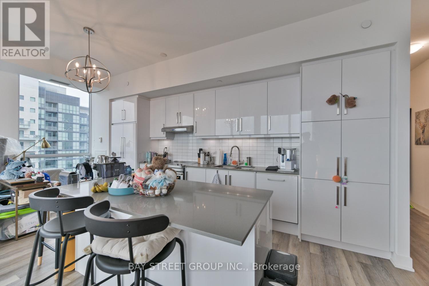 #LPH04 5180 YONGE STREET - 10