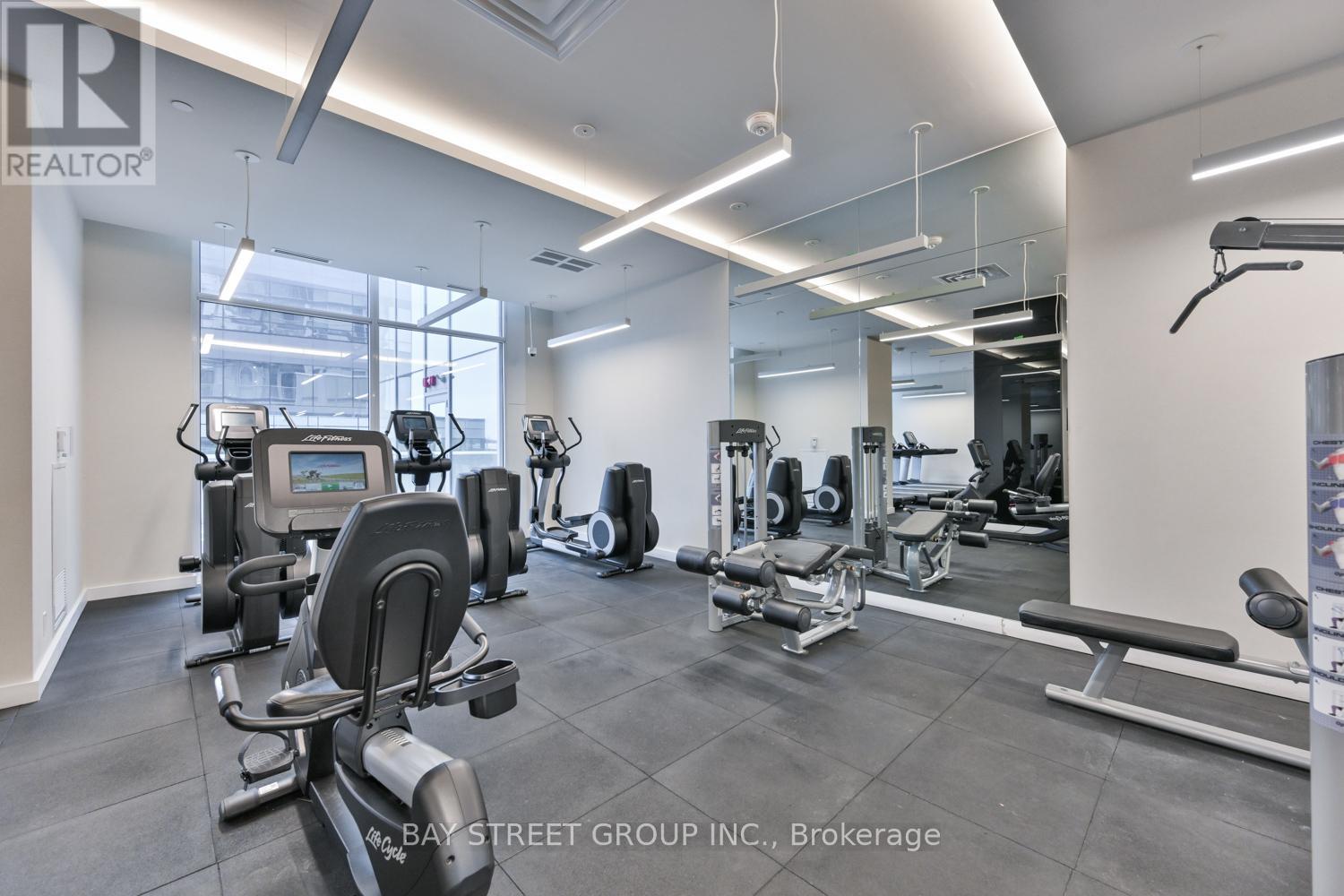 #LPH04 5180 YONGE STREET - 30