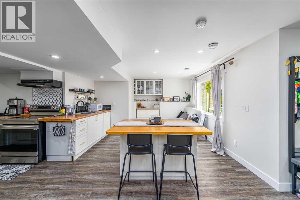 Single Family House for Sale in  Scimitar Bay NW Scenic Acres Calgary 